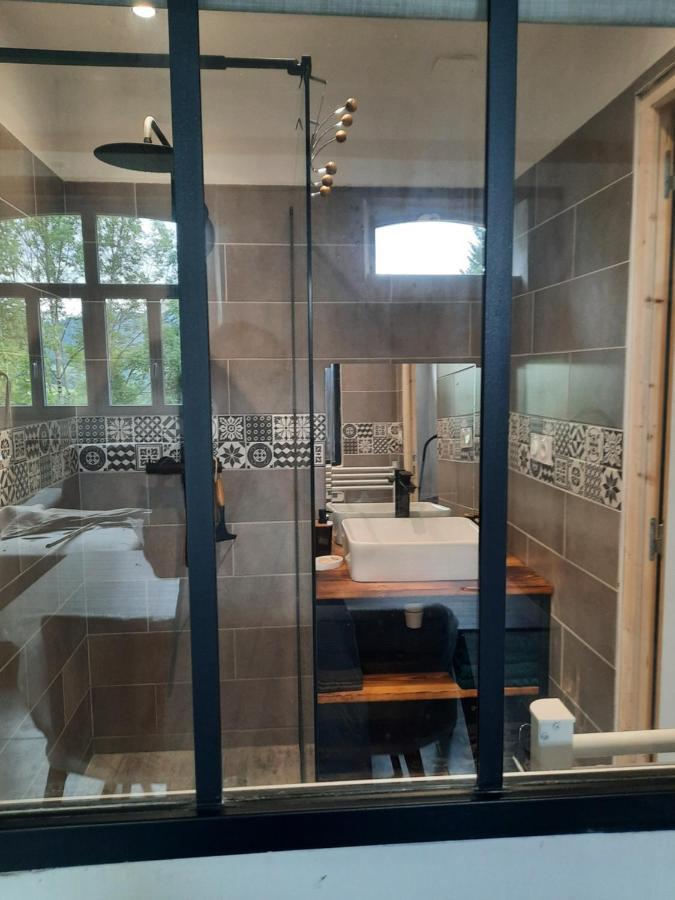 Chez Line Et Pierre: Appartement Spacieux, Lumineux Et Equipe 라바스테드드세로우 외부 사진